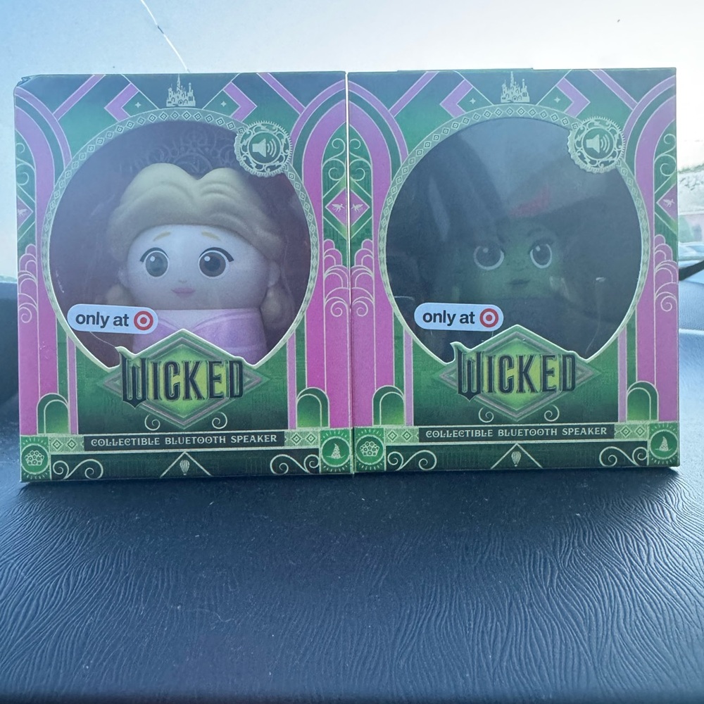Glinda and Elphaba